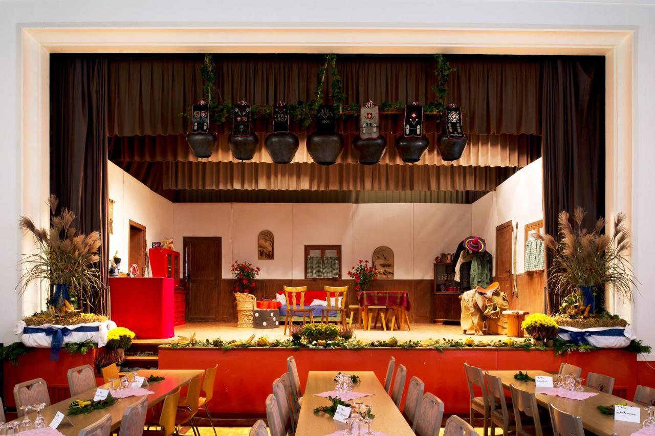 Gasthof Zum Wilden Mann Aarwangen Екстериор снимка